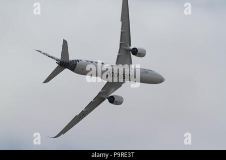 Airbus A350-1000 Anzeigen in Farnborough International Airshow 2018 Stockfoto