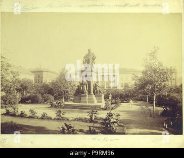 255 Budapest, Széchenyi István (Ferenc József) Deák Ferenc tér, szobra (huszár Adolf, 1887.), háttérben ein Lloyd - palota. - Fortepan 82026 Stockfoto