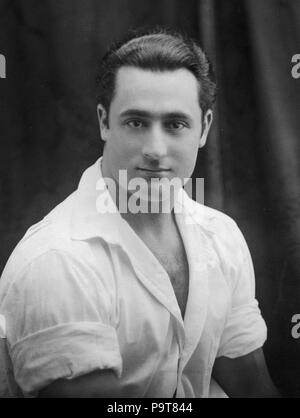 . Amerikanische Bodybuilder und Geschäftsmann Charles Atlas (1892-1972), circa 1920. ca. 1920 297 Charles Atlas c 1920 Stockfoto