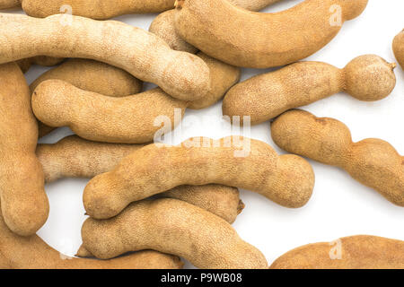 Indische Termine Tamarind isoliert auf weißem Hintergrund Stockfoto