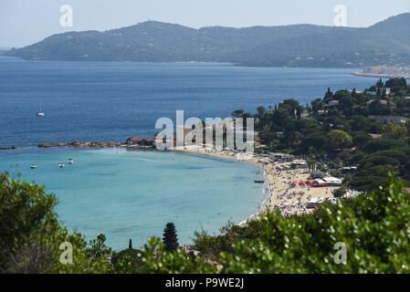 Juni 1, 2018 - Le Lavandou, Frankreich: Strand von Saint-Clair, in der Nähe von Le Lavandou. Plage de Saint-Clair, Pres du Lavandou. Stockfoto