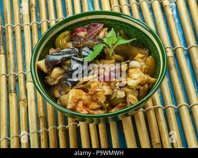 Iromba - Manipur Küche, Geschirrspülmaschine wird aus fermentiertem Fisch gemacht. Stockfoto