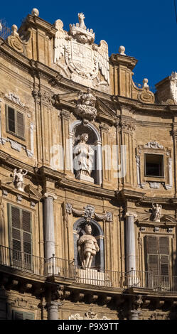 Quattro Canti, Piazza Vigliena, Vier Ecken,Ansicht von Castellamare, Palermo, Sizilien, Italien, Europa Stockfoto