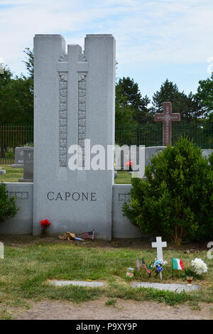 Die Capone Familie Marker auf dem Mount Carmel Cemetery in suburban Hang, wo Al Capone und Mitglieder seiner Familie begraben sind. Stockfoto