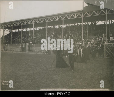 594 Duke's Besuch, 21. September, 1901 Royal Party im Lacrosse übereinstimmen (HS 85-10-6397) Stockfoto