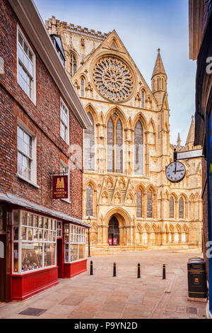 Der Süden Tür Münster von York von oben Stonegate. Stockfoto