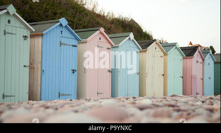 Strand Hütten am Meer Stockfoto