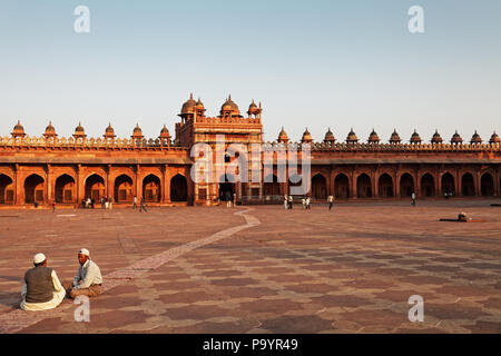 Fatehpur Sikri ist eine Stadt im Bezirk Agra Uttar Pradesh, Indien. Die Stadt selbst war als Hauptstadt des Mughal Reiches 1571 durch Kaiser gegründet Stockfoto