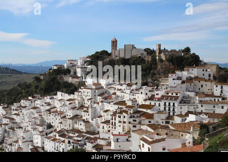 Casares, Spanien. Das Weiße Dorf von Casares.Malaga, Costa Del Sol, Spanien. Stockfoto