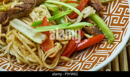 Szechuan Rindfleisch Rindfleisch Nudeln mit würziger Sauce, klassische chinesische Gericht Stockfoto