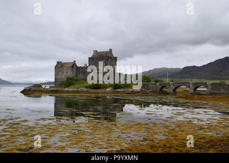 Eilean Donan Castle in den Highlands von Schottland Stockfoto