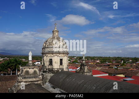 Die Iglesia de la Merced de Granada in Nicaragua wurde erstmals im Jahre 1534 gebaut, sondern zerstört zwei unterschiedlichen Zeiten durch Piraten oder invasors. Stockfoto