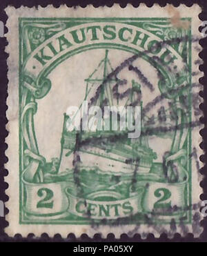 . Stempel des Deutschen Reiches - Deutsche Kolonien - Kiautschou; koloniale Schiff Zeichnung; 1908; endgültige Stempel; chinesische und US-Dollar Währung Stempel: Michel Nr. 29 (1908); AFA: Nr. 29 (DR-KIA, 1908) Farbe: grün Wasserzeichen: Deutschland Nr. 1 (rhombs) Nennwert: 2 Cent Porto Gültigkeit: Von 1908 bis 7. November 1914. 1908 (erste Ausgabe des Stempels) 591 DRCol 1908 Kia MiNr 29 B002 Stockfoto