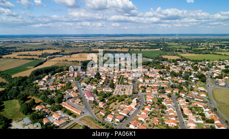 Luftbild von Saint Viaud Dorf in Loire Atlantique Stockfoto