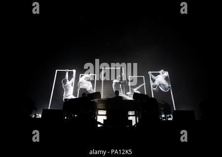 Rom, Italien. 19. Juli 2018. die Chemical Brothers im Konzert an Rock in Rom. Auf dem Bild die Chemical Brothers Credit: Unabhängige Fotoagentur/Alamy leben Nachrichten Stockfoto