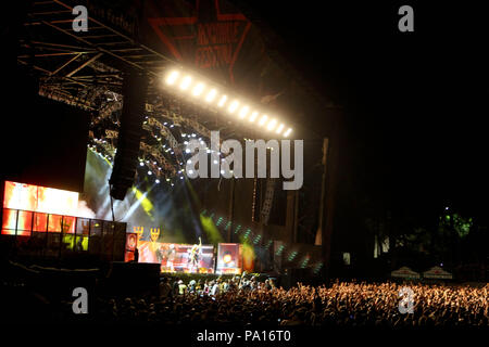 Malakasa, Griechenland. 19. Juli 2018. Ventilatoren an Terravibe Rockwave Festival im Park, 37 km nördlich von Athen. Credit: aristidis Vafeiadakis/ZUMA Draht/Alamy leben Nachrichten Stockfoto