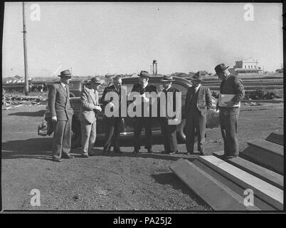 255 30651 SLNSW Senator Spooner Minister für Nationale Entwicklung in Carrington Stockfoto