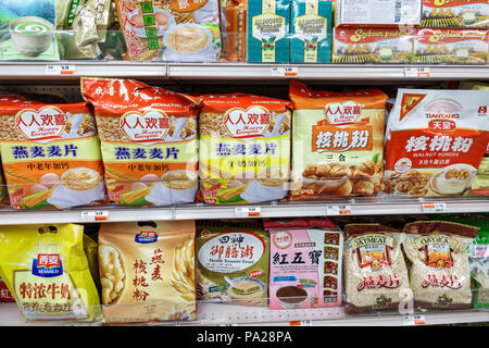 Orlando Florida, Chinatown, iFresh Chinese Market, Lebensmittelgeschäft Supermarkt Lebensmittel, heiße Cerealien, importierte ethnische Lebensmittel, Hanzi Etiketten, Regale Display Verkauf, inte Stockfoto