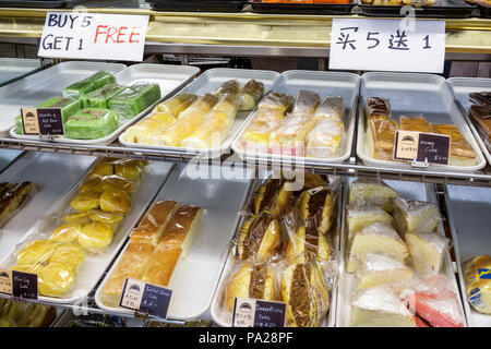 Orlando Florida, Chinatown, iFresh Chinese Market, Lebensmittelgeschäft Supermarkt Lebensmittel, Bäckerei, Tee Kuchen, Tabletts, Verkauf, zweisprachige Zeichen, Englisch Chinesisch Sprache Han Stockfoto