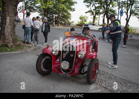 Brescia, Italien - 19. Mai 2018: Live Schuß an den berühmten italienischen historischen Rennen am 19. Mai 2018 in Brescia, Italien. Stockfoto