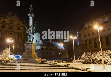 Lemberg, Ukraine - Dezember 10, 2017: Adam Mickiewicz, im Jahre 1904, entwickelt und vom polnischen Bildhauer Antoni Popiel geschnitzten gebaut. Stockfoto