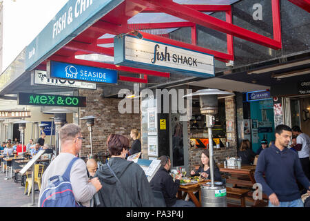 Restaurants und Cafés in Manly Beach, Sydney, Australien Stockfoto