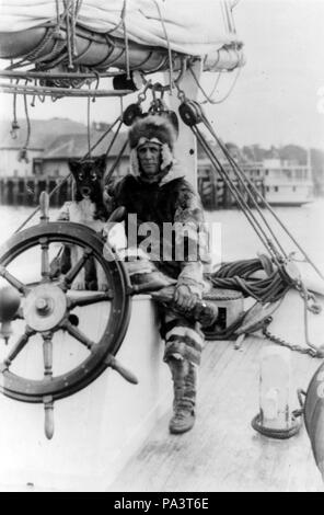 585 Donald Macmillan auf Schiff bowdoin 1922 Stockfoto