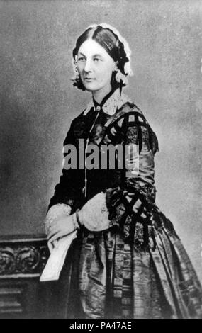 . Florence Nightingale. Englisch: Florence Nightingale, die Pionierin der modernen Krankenpflege. Dieser Druck wurde 1920 von der ursprünglichen negative Platte gemacht. Français: Florence Nightingale, pionnière de l'infirmerie Moderne. [Zwischen 1900 und 1910, aus einem Foto zwischen 1860 und 1870] 656 Florence Nightingale 1920 Reproduktion berücksichtigt Stockfoto