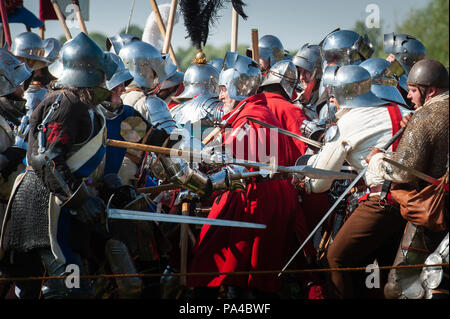 Stroud, Gloucestershire, UK. 14. Juli 2018. Tausende von Re-enactors, Entertainer, Händler und Touristen versammeln in Stroud für die Großen Stockfoto