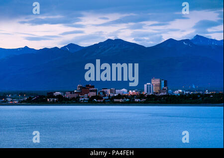 Die Skyline der Stadt Anchorage, Alaska, USA. Stockfoto