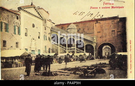 81 Ferrara - Piazza Municipale nel 1903 Stockfoto