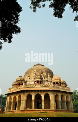 Teilweiser Blick auf Muhammad Shah Sayyids Grab, Lodi Gardens, Neu-Delhi, Delhi, Indien Stockfoto