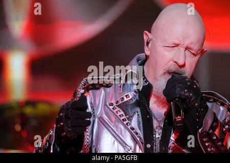 Sänger Rob Halford, der britischen Band an Terravibe Rockwave Festival im Park 37 km nördlich von Athen. Stockfoto