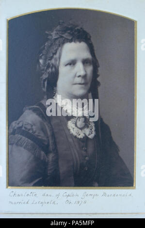 . Englisch: Mein Foto (R. de SalisRodolph (Talk) 09:27, 4 August 2014 (UTC)) eines Fotos von Charlotte MacDonald (d. 1878), Frau Leopold F.D. Fane De Salis (1816-1898). Vor 1878 301 Charlotte MacDonald (d. 1878), Frau Leopold F.D. Fane De Salis (1816-1898) Stockfoto