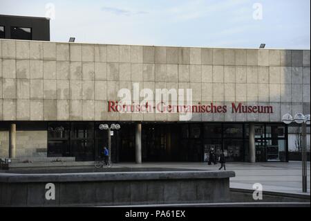Deutschland. Köln. Äußere des Römisch-Germanischen Museum. Stockfoto