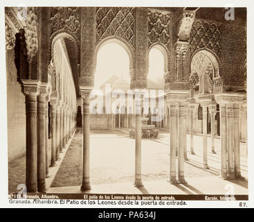 86 Fotografi av Granada. Alhambra, El Patio de los Leones deste La Puerta de entrada - Hallwylska museet - 104833 Stockfoto