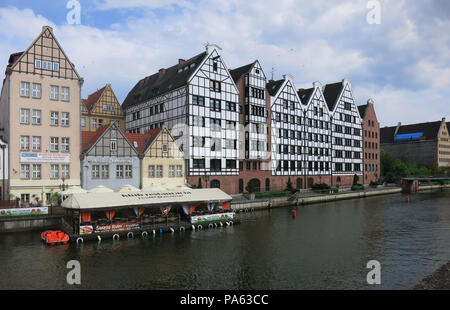 Restaurant am Ufer des Flusses Motlava, den alten Hafen, Danzig, Polen Stockfoto