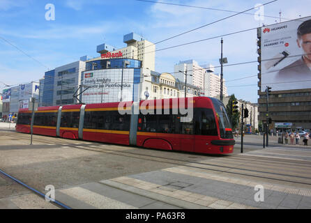 Straßenbahn im Geschäftsviertel, Lodzt, Polen Stockfoto