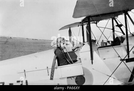 184 Nr. 1 Elementare Flying Training Schule RAAF Piloten (AWM P 07175.008) Stockfoto