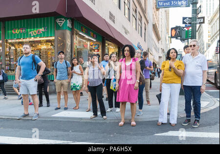 New York, United States, 19. Juli 2018: New York City Straße Straße in Manhattan Stockfoto