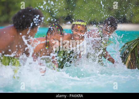 Von Vanuatu Frauen Wasser Musik Stockfoto