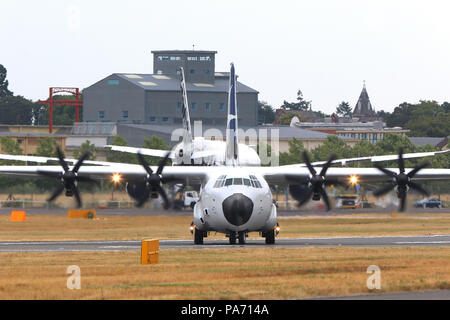 Flughafen Farnborough, Hampshire, UK. Juli 2018 20. Lockheed Martin LM-100 J Super Hercules, Farnborough International Airshow, Flughafen Farnborough, Hampshire, UK, 20. Juli 2018, Foto von Richard Goldschmidt Credit: Rich Gold/Alamy leben Nachrichten Stockfoto