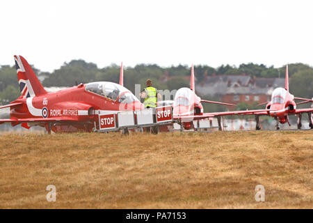 Flughafen Farnborough, Hampshire, UK. Juli 2018 20. Rote Pfeile, Farnborough International Airshow, Flughafen Farnborough, Hampshire, UK, 20. Juli 2018, Foto von Richard Goldschmidt Credit: Rich Gold/Alamy leben Nachrichten Stockfoto