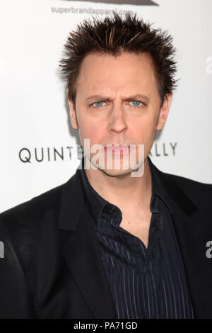 *** Foto *** James Gunn feuerte aus Wächter der Galaxy Vol. 3 Nach dem erneuerten TweetsLOS ANGELES, Ca - Mar 21: James Gunn Ankunft auf dem 'Super' Premiere Egyptian Theatre am 21. März 2011 in Los Angeles, CA. © MPI 20/MediaPunch Inc. Stockfoto