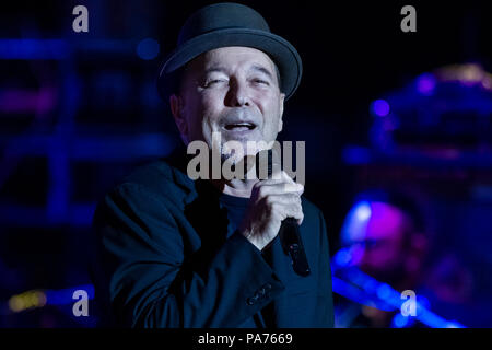 Cartagena, Spanien. 20. Juli 2018. Panaman Sänger, Ruben Blades, während seine Leistung bei La Mar De Musicas Festival. © ABEL F. ROS/Alamy leben Nachrichten Stockfoto