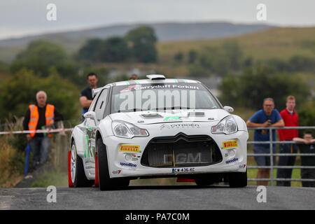 Lisburn, Nordirland. 21. Juli 2018, Eikon Messegelände, Lisburn, Nordirland, Motorsport, carryduff Gabelstapler nach unten mobilisieren; Jonathan Greer und Kirsty Riddick (Ford Fiesta) gewinnen die 2018, Rally Credit: Aktion Plus Sport Bilder/Alamy leben Nachrichten Stockfoto