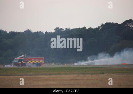 Brand in Farnborough International Airshow nach Pyrotechnik Samstag 21. Juli Stockfoto