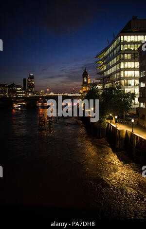 Lange Aufnahmen in London, von Greenwich. Stativ, Nikon D3300, 30sec Belichtung, Stativ Stockfoto