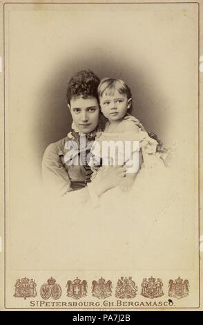 Großherzogin Maria Fyodorovna, Prinzessin Dagmar von Dänemark (1847-1928) mit Tochter Xenia Alexandrowna. Museum: Staatliche Russische Film und Foto Archiv, Krasnogorsk. Stockfoto