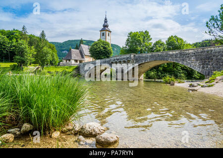 Schöne Slowenien am Ufer des Bohinj See Stockfoto